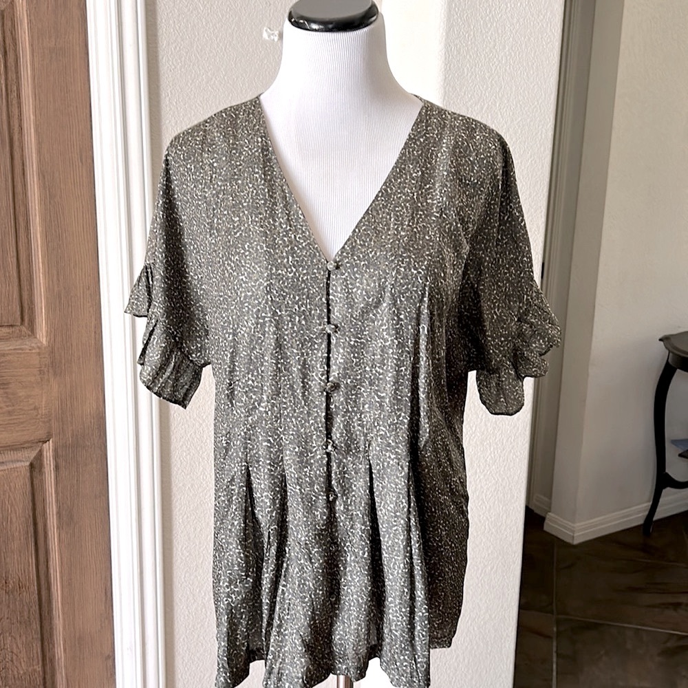 Anthropologie Womens Leopard Print Top Mitzi Boho Large Green Olive Stretch - Picture 2 of 12